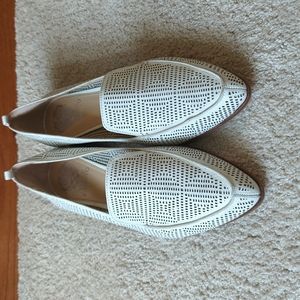 Vince Camuto Loafer, size 10